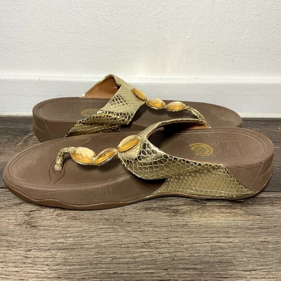 FitFlop Petra Sandals Beaded Microwobbleboard Pale Gold Foiled Snakeskin 8 - Picture 3 of 7